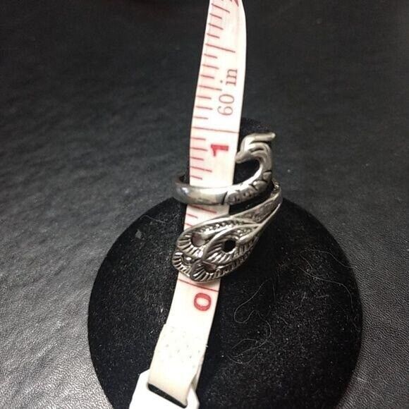 Silver tone peacock ring - Picture 5 of 6